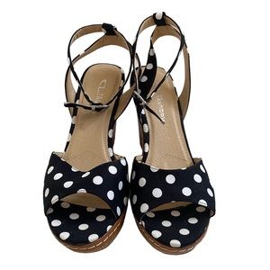 Chinese Laundry Wedges